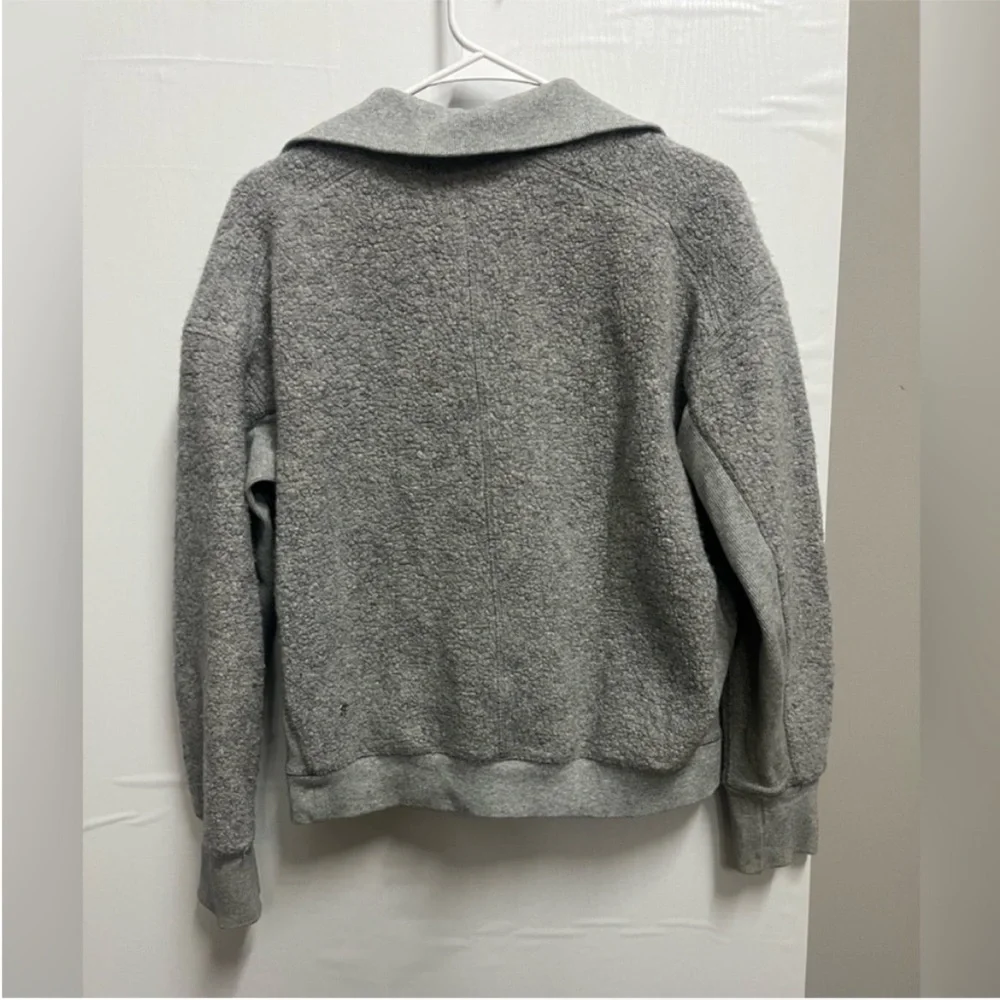 ⭐️❤️Lululemon athletica Gray Half-Zip Pullover - Picture 8 of 13